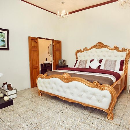 Hotel Vintage "Rialto" كويتزالتنانغو المظهر الخارجي الصورة
