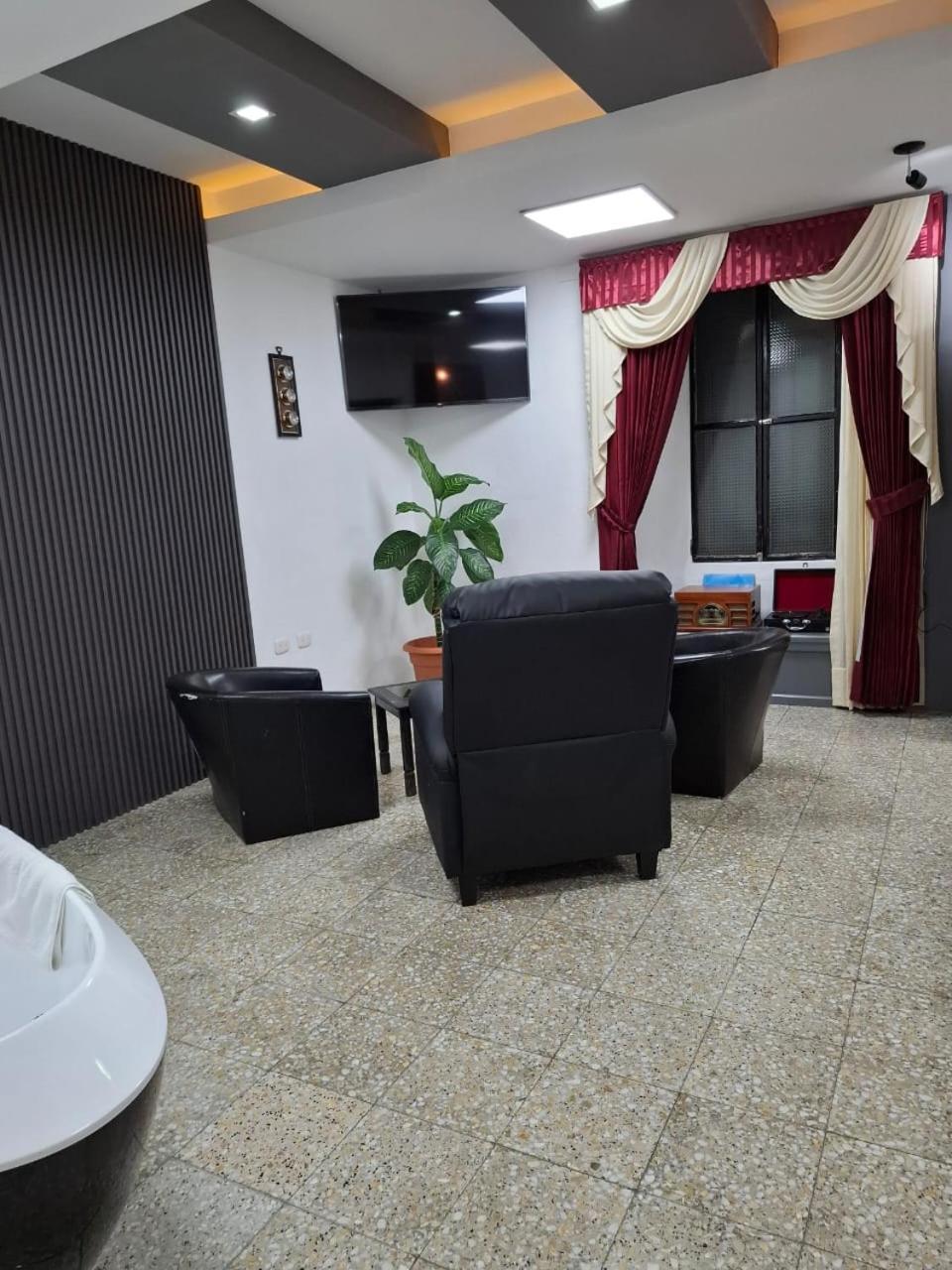 Hotel Vintage "Rialto" كويتزالتنانغو المظهر الخارجي الصورة